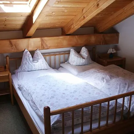 With 3 Bedrooms * Mittenwald